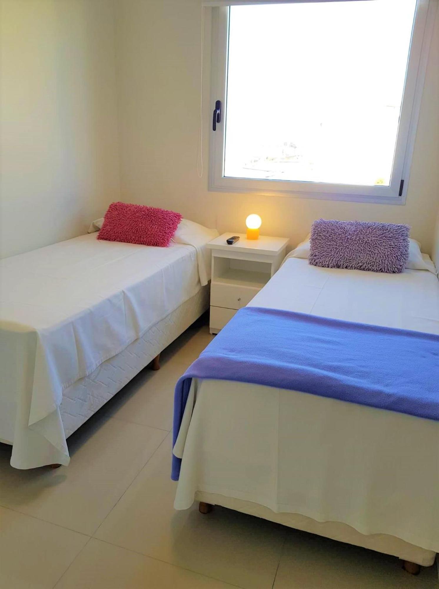 Hotel Tejas Rojas Villa Gesell Exteriör bild