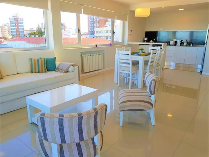 Hotel Tejas Rojas Villa Gesell Exteriör bild