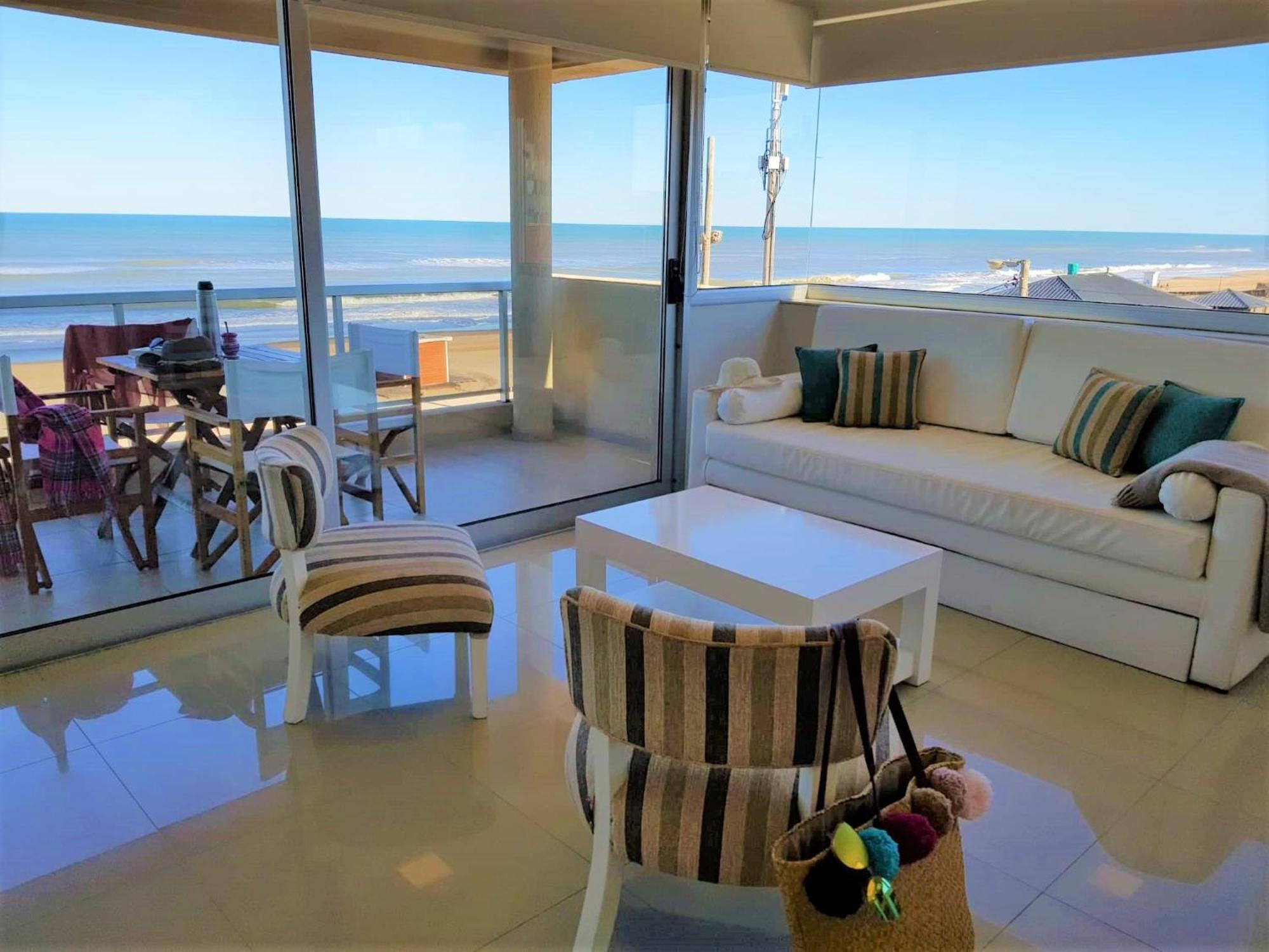 Hotel Tejas Rojas Villa Gesell Exteriör bild